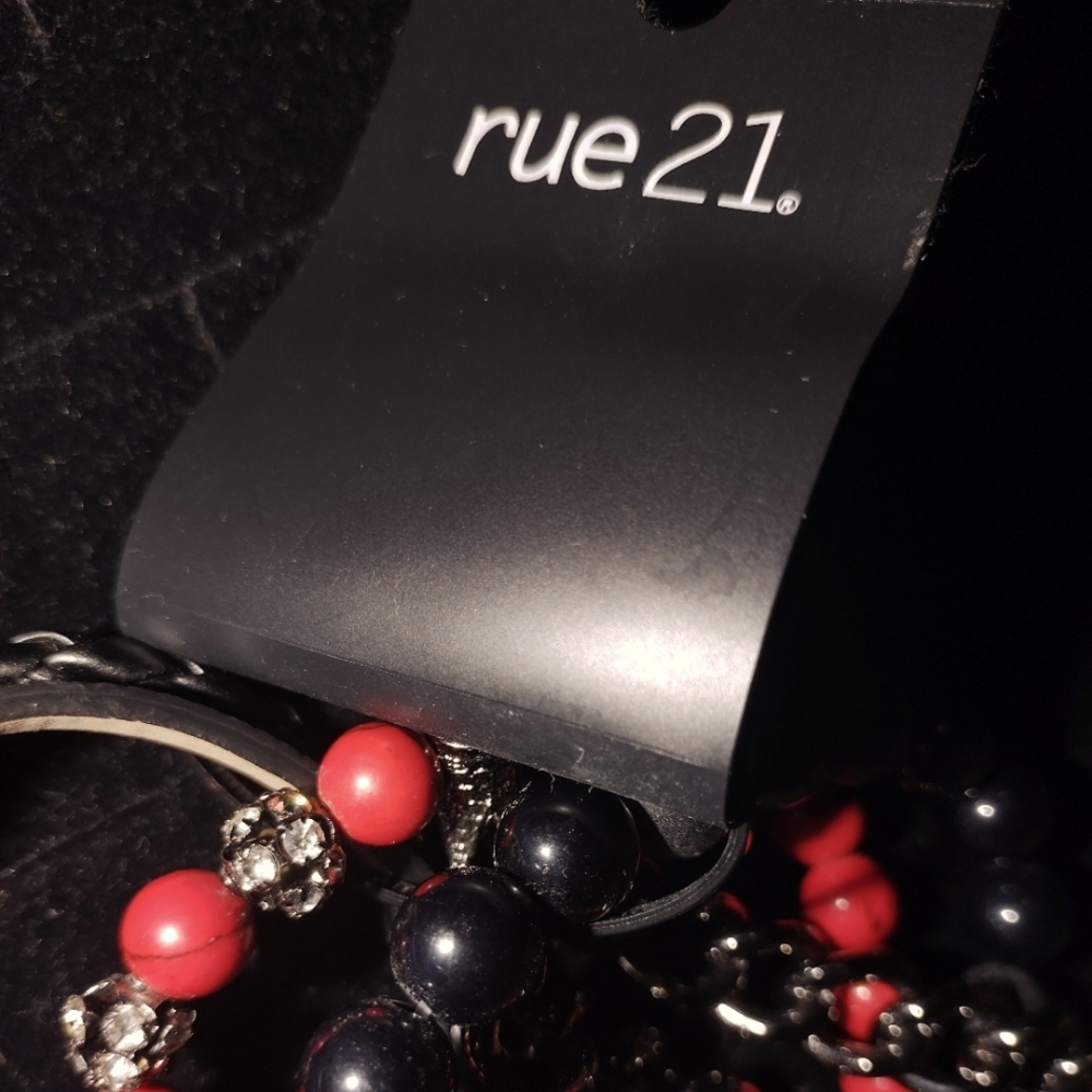 Rue 21 Braclets